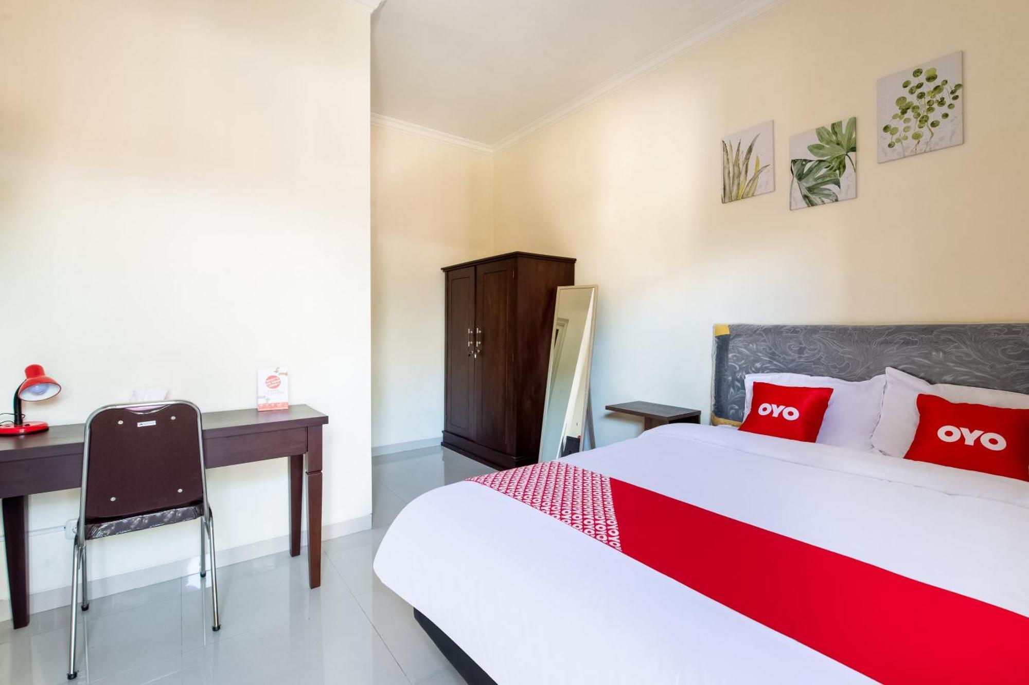 Oyo Life 3398 Griya Rm 19 Syariah Hotel Surabaya Bagian luar foto